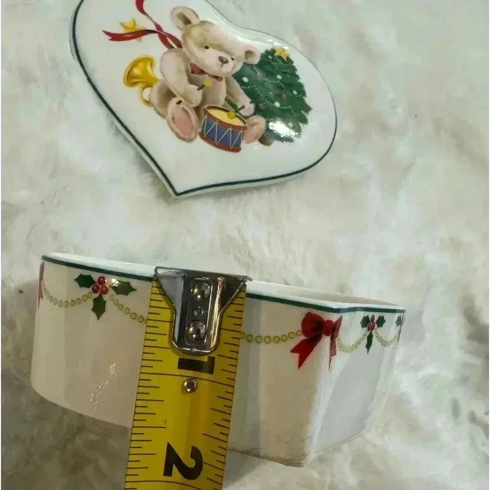 Vintage Little Drummer Bear Heart Shaped Jewelry Holder Trinket Box Christmas